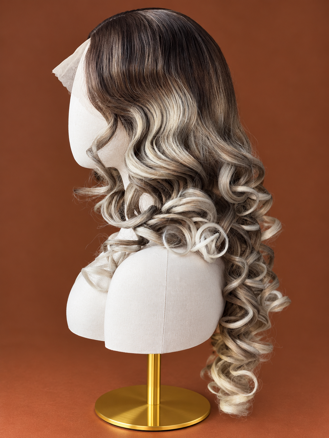 Synthetic lace front Futura wigs